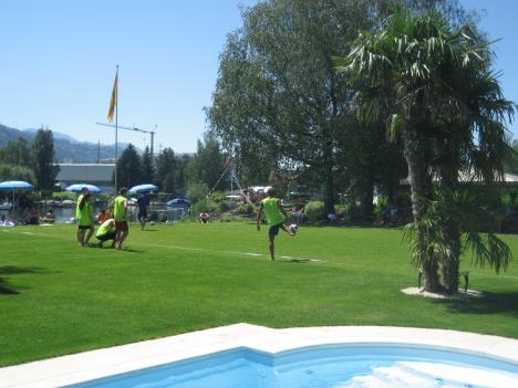 Fussball 012.jpg   28kb   26.03.2021 22:38:03